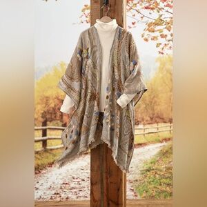 Ruana Coldwater Creek Taupe Wool Embroidered Shawl